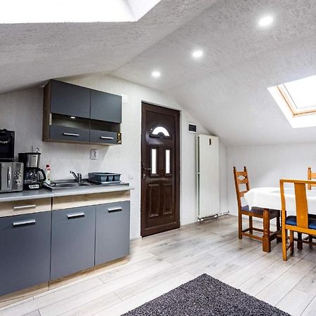Casa Andy Hotell Buşteni Exteriör bild