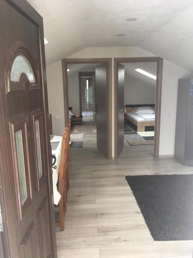 Casa Andy Hotell Buşteni Exteriör bild