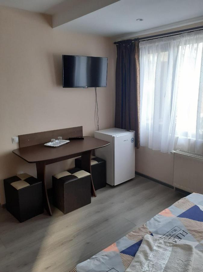 Casa Andy Hotell Buşteni Exteriör bild