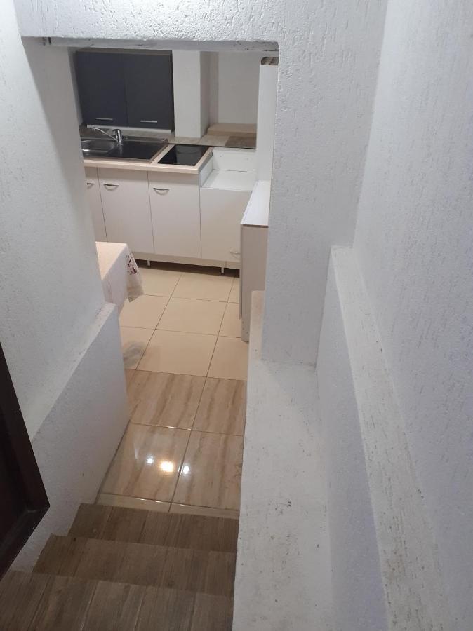 Casa Andy Hotell Buşteni Exteriör bild