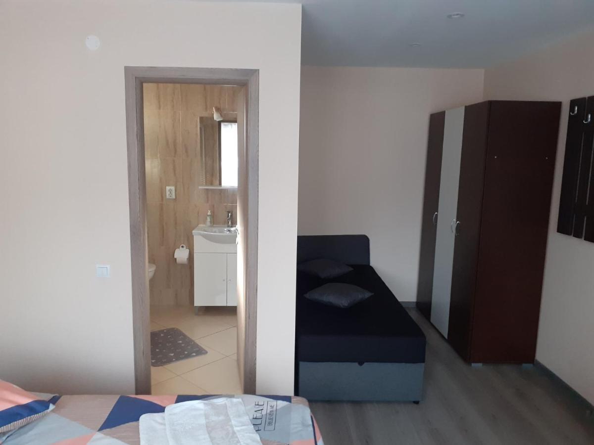 Casa Andy Hotell Buşteni Exteriör bild