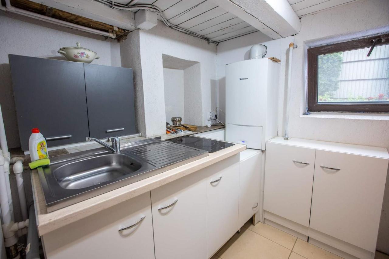 Casa Andy Hotell Buşteni Exteriör bild